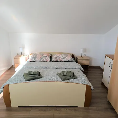 Maja Apartman Sveti Filip i Jakov